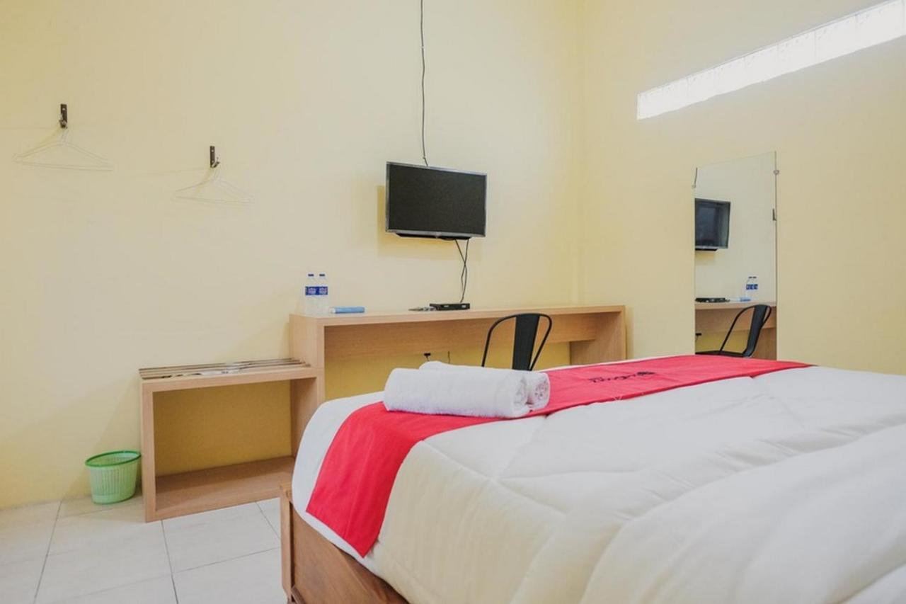 فندق Reddoorz Near Rs Imanuel Lampung باندار لامبونغ المظهر الخارجي الصورة